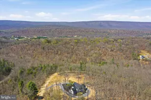 432 Lost Point Ln, Berkeley Springs, WV 25411 - Photo 37