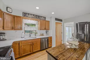 211 Crestview Ln, Berkeley Springs, WV 25411 - Photo 23