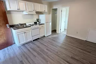 268 Wilkes, Berkeley Springs, WV 25411 - Photo 3