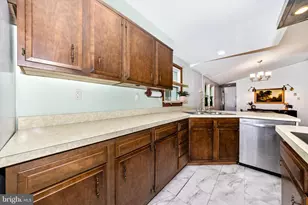 360 Bernice Dr, Hedgesville, WV 25427 - Photo 17