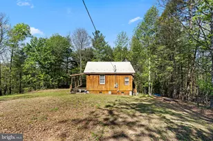 21 Thornwood Dr, Berkeley Springs, WV 25411 - Photo 5