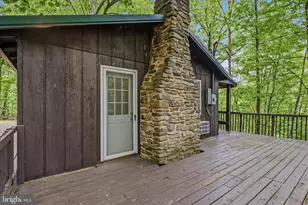 98 Ore Trail, Berkeley Springs, WV 25411 - Photo 9