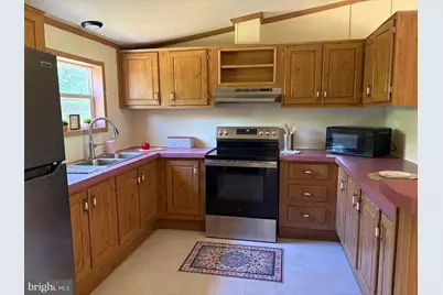 242 Rankin Lane, Berkeley Springs, WV 25411 - Photo 9