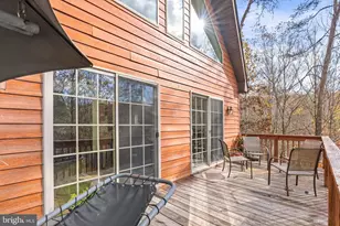 575 Creekview Ln, Berkeley Springs, WV 25411 - Photo 47
