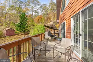 575 Creekview Ln, Berkeley Springs, WV 25411 - Photo 5