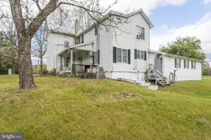 7051 Winchester Grade Rd, Berkeley Springs, WV 25411 - Photo 5