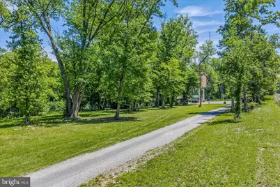 900 Joshua Lane, Berkeley Springs, WV 25411 - Photo 5