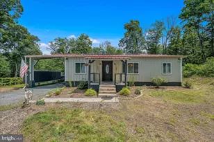 397 Happy Vly Ln, Berkeley Springs, WV 25411 - Photo 23