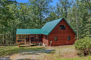 250 Flat Ridge Rd, Great Cacapon, WV 25422 - Photo 11