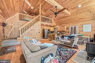 250 Flat Ridge Rd, Great Cacapon, WV 25422 - Photo 21