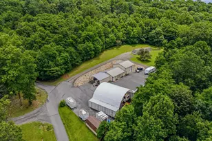 208 Barbeque Dr, Berkeley Springs, WV 25411 - Photo 7