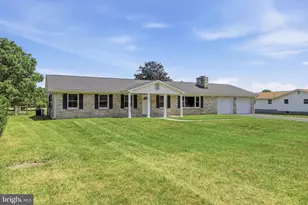 11195 Valley Rd, Berkeley Springs, WV 25411 - Photo 5