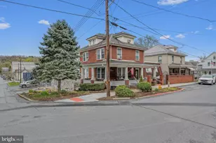 176/184 Wilkes St, Berkeley Springs, WV 25411 - Photo 1