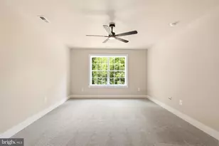 131 Triumph Ln, Hedgesville, WV 25427 - Photo 17