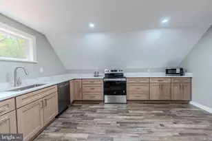 843 Cedar Run Ln, Great Cacapon, WV 25422 - Photo 3