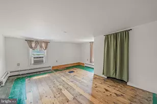 74 Bayberry Ln, Berkeley Springs, WV 25411 - Photo 29