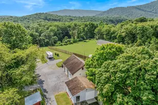 74 Bayberry Ln, Berkeley Springs, WV 25411 - Photo 57