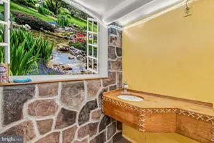 297 Deerwood Ln, Berkeley Springs, WV 25411 - Photo 51