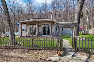 516 Roberts Rd, Great Cacapon, WV 25422 - Photo 1
