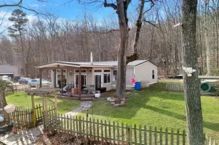 516 Roberts Rd, Great Cacapon, WV 25422 - Photo 1