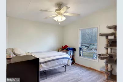 516 Roberts Road, Great Cacapon, WV 25422 - Photo 13