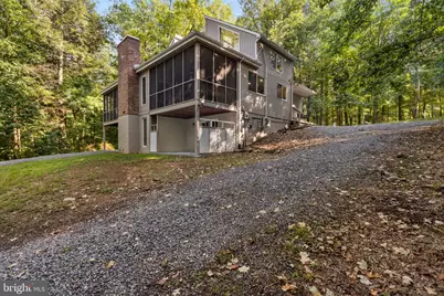 723 Amberwood Lane, Great Cacapon, WV 25422 - Photo 15