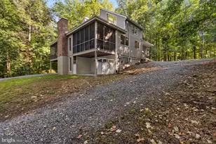 723 Amberwood Ln, Great Cacapon, WV 25422 - Photo 15