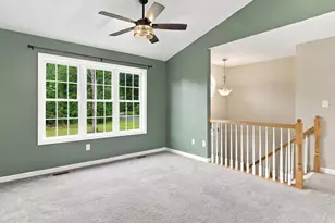 9 Blossom Terrace, Berkeley Springs, WV 25411 - Photo 3