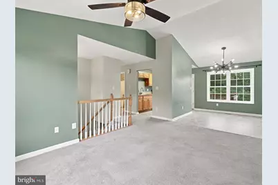 9 Blossom Terrace, Berkeley Springs, WV 25411 - Photo 5