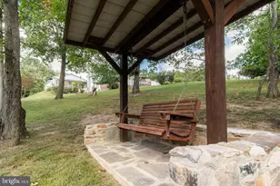 70 Apple Orch Pl, Berkeley Springs, WV 25411 - Photo 35