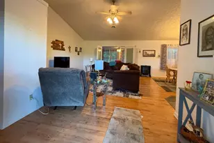 171 Southridge Dr, Berkeley Springs, WV 25411 - Photo 15
