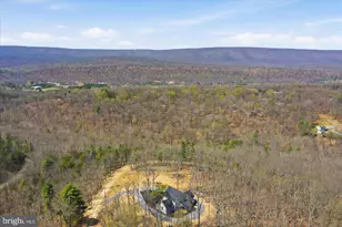 432 Lost Point Ln, Berkeley Springs, WV 25411 - Photo 37