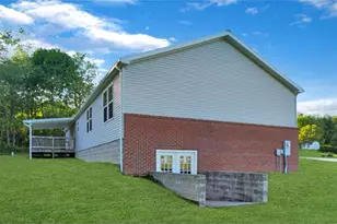 76 Filly Ln, Bruceton Mills, WV 26525 - Photo 13