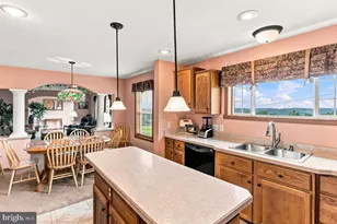 71 Greenwood Ln, Aurora, WV 26705 - Photo 9