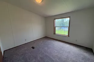 232 Seaford Ln, Bruceton Mills, WV 26525 - Photo 15