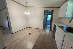 232 Seaford Ln, Bruceton Mills, WV 26525 - Photo 9