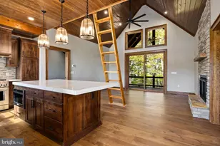 445 Eaglewood Trl, Franklin, WV 26807 - Photo 11