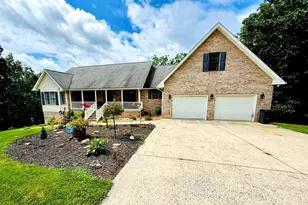 137 Elm St, Franklin, WV 26807 - Photo 11