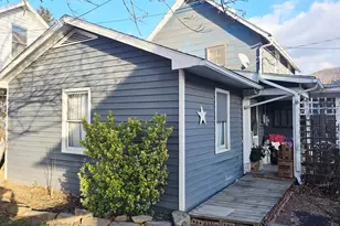 326 Locust St, Franklin, WV 26807 - Photo 7