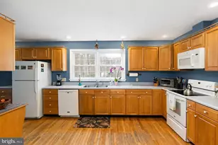 232 Oakmont Estates Dr, Franklin, WV 26807 - Photo 5