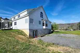 539 Plum Run Rd, Sugar Grove, WV 26815 - Photo 9