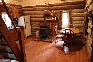 418 R & R Ridge Rd, Brandywine, WV 26802 - Photo 9