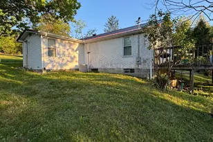 35 Bentwood Dr, Upper Tract, WV 26866 - Photo 17