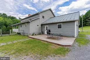 90 Tsar Mountain Ln, Franklin, WV 26807 - Photo 9