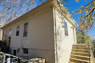 1323 Jackson St, Staunton, VA 24401 - Photo 1