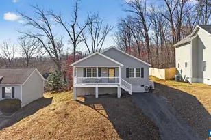 445 Kirby Ave, Waynesboro, VA 22980 - Photo 1