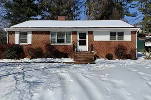 908 Belmore Ave, Staunton, VA 24401 - Photo 1