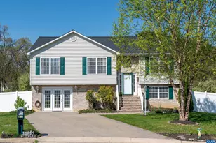 225 Mayfield la, Waynesboro, VA 22980 - Photo 1