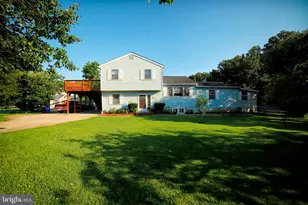 399 Hilltop Ln, Annapolis, MD 21403 - Photo 1