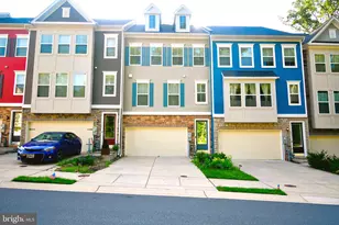 1434 Honeylocust Dr, Gambrills, MD 21054 - Photo 1